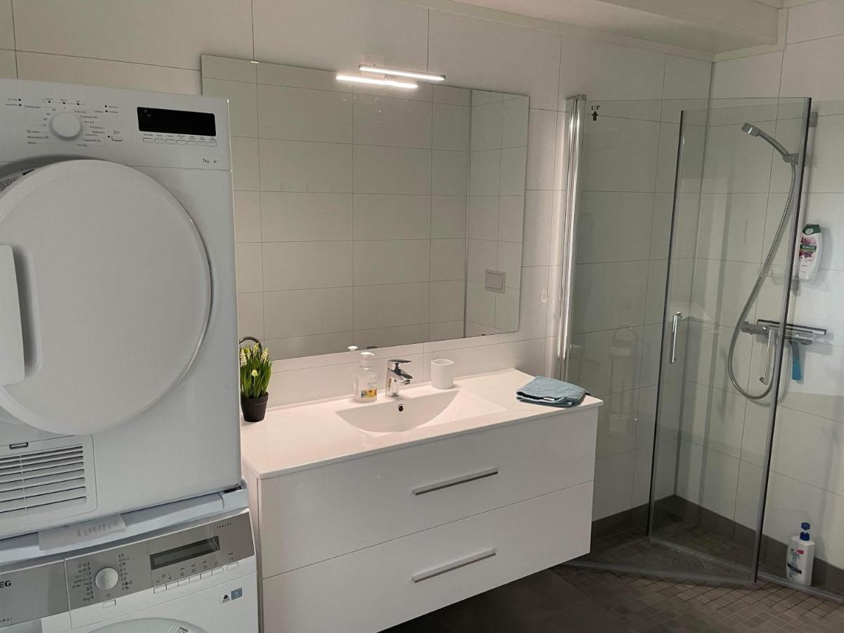 Veien Til Senja Apartamento Finnsnes Exterior foto