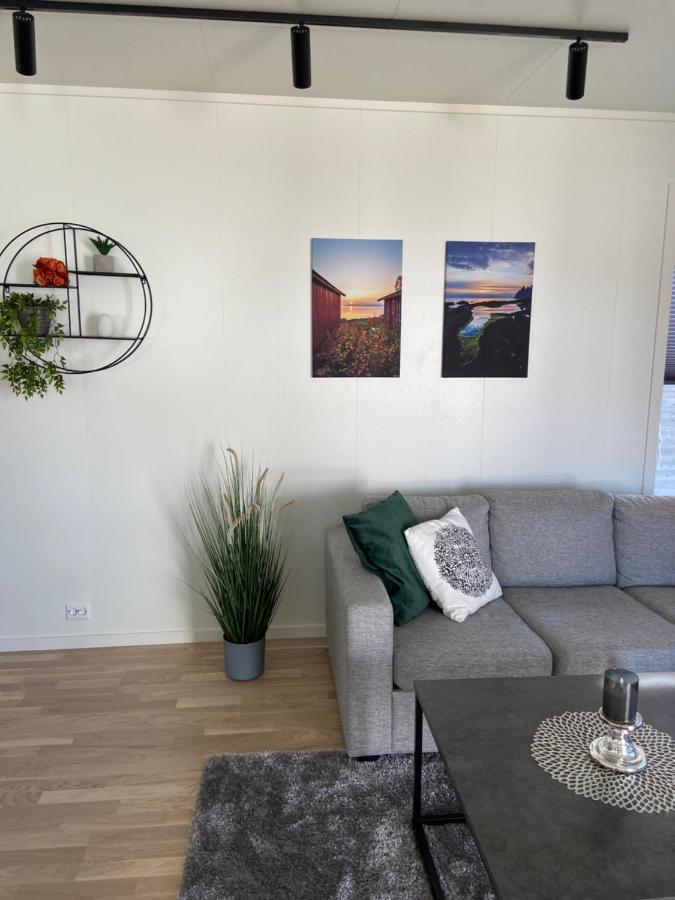 Veien Til Senja Apartamento Finnsnes Exterior foto